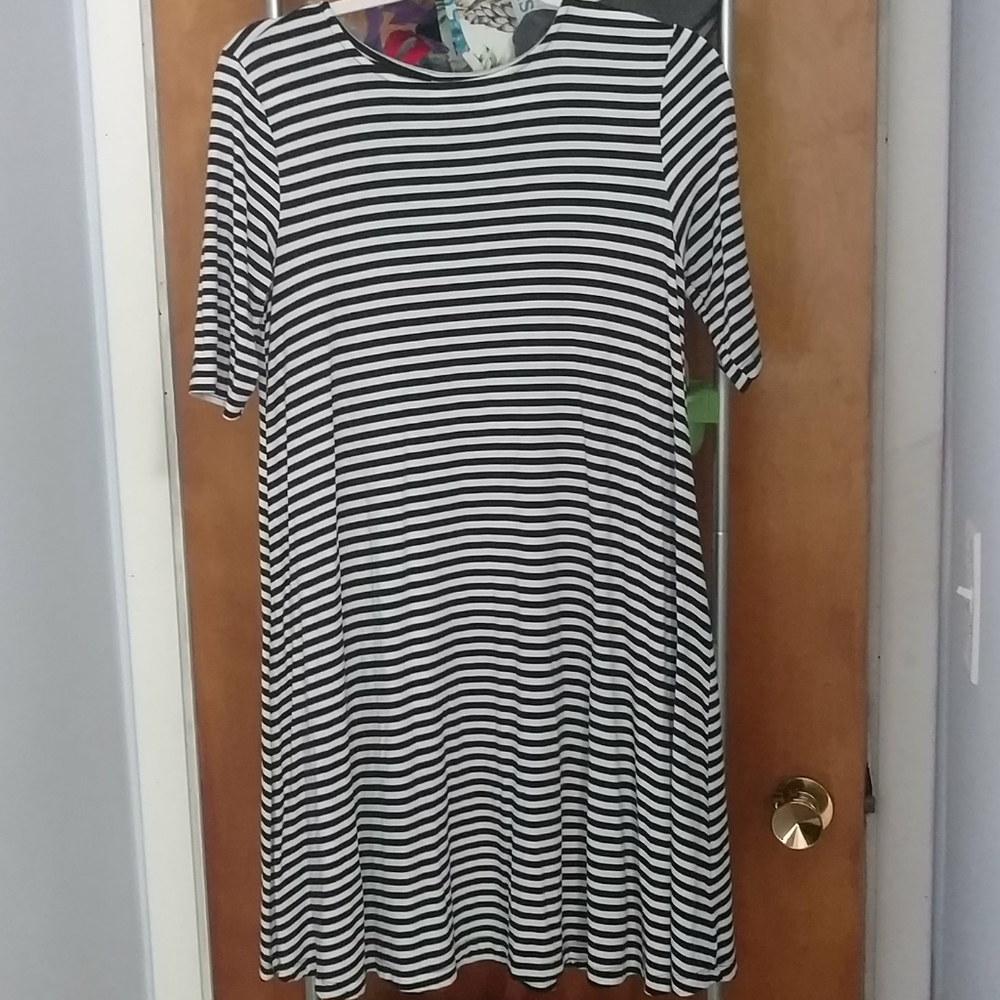 Old Navy Striped T-shirt Dress
